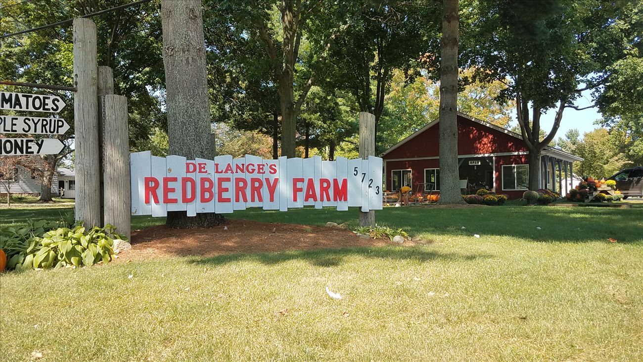 DeLange's Redberry Farm
