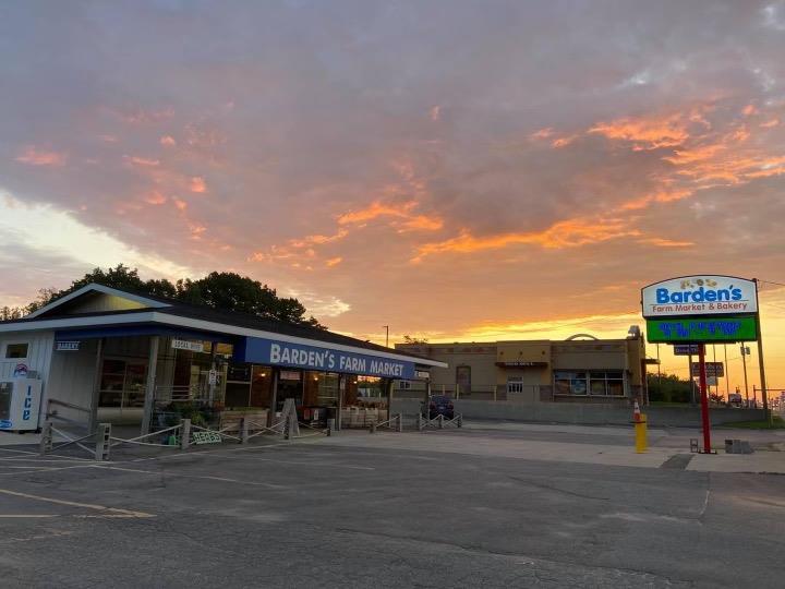 Barden's Farm Market