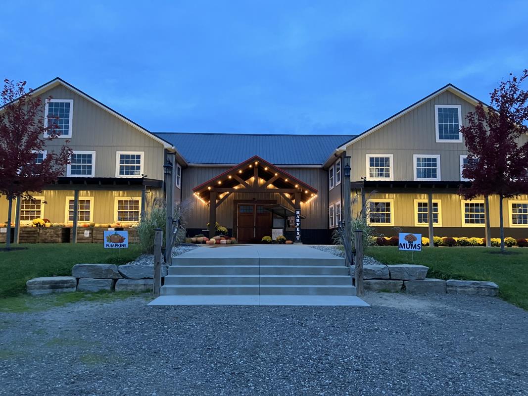 Farm market building at Cottage Creek Farm