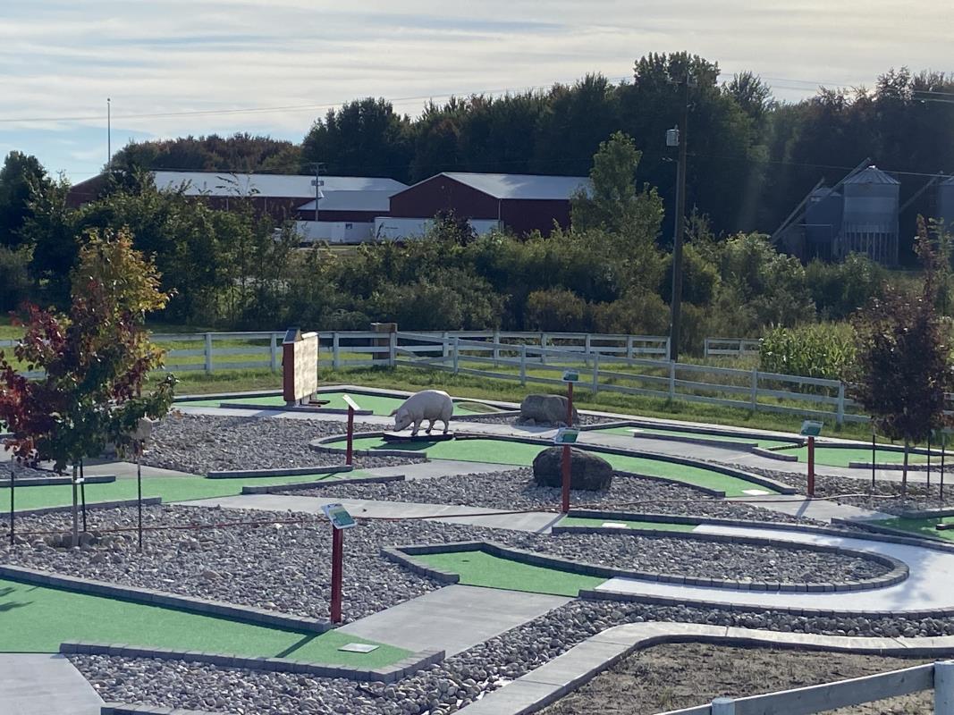Heritage Farms Market Mini Golf