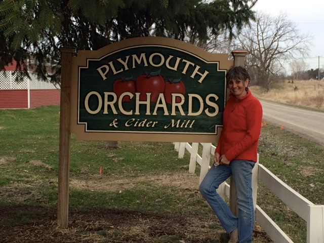 Plymouth Orchards Sign